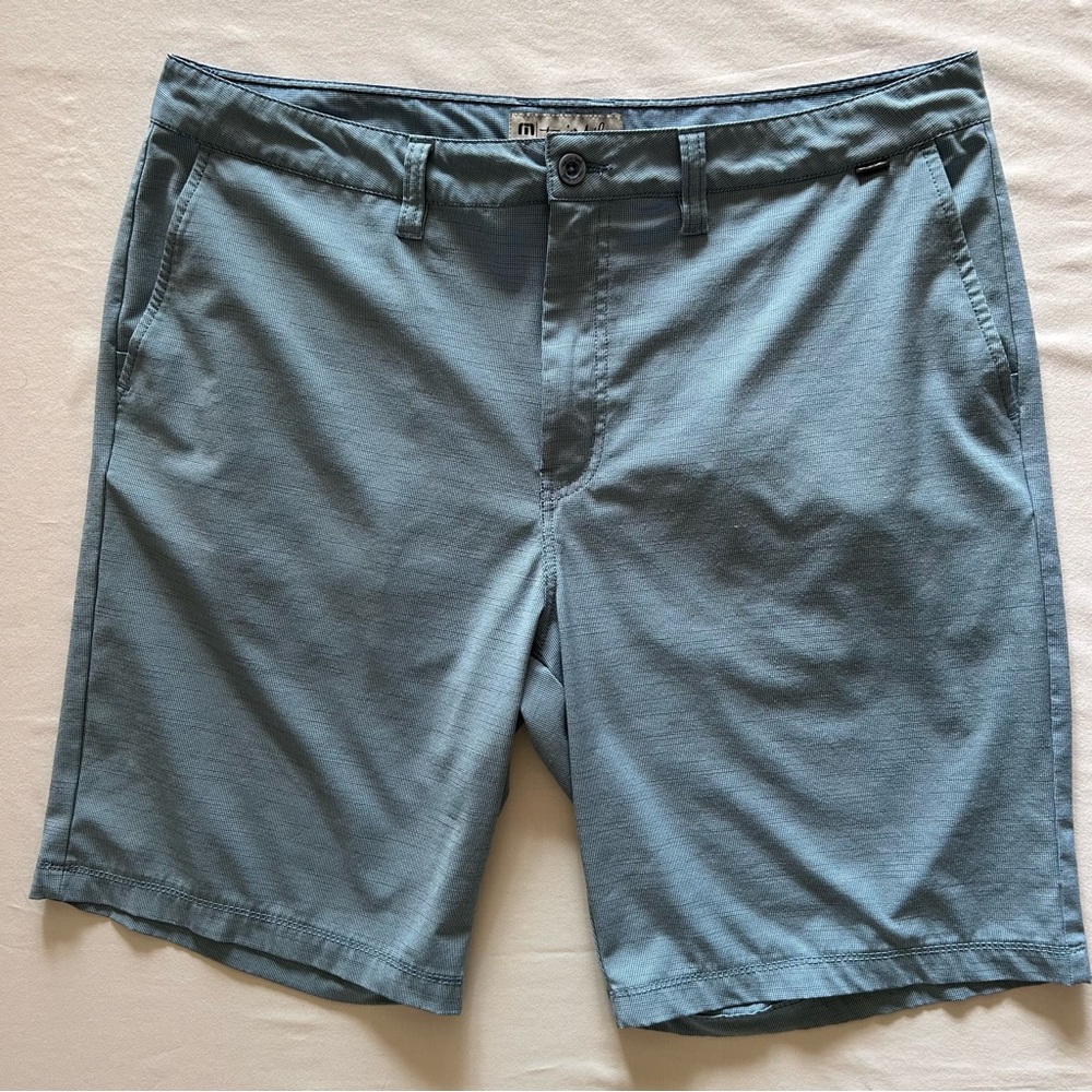 TravisMathew Golf Shorts Mens 38 Blue Performance Stretch